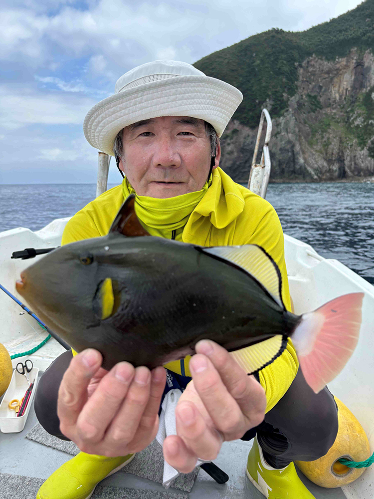 浅野　俊吾